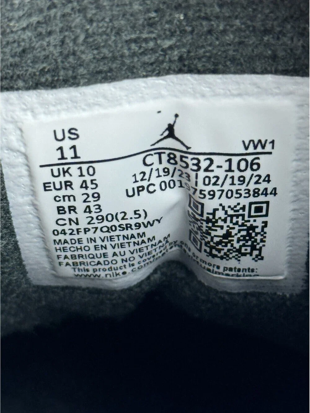 Size 11 - Air Jordan 3 Retro Cement Grey CLEAN!